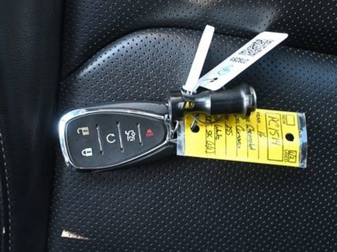 Used 2016 Chevrolet Camaro SS image 30