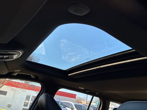 New 2025 Jeep Grand Cherokee Altitude image 21