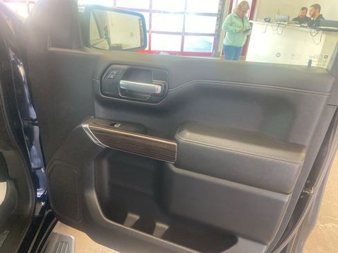 Used 2019 Chevrolet Silverado 1500 LT w/ All-Star Edition image 26