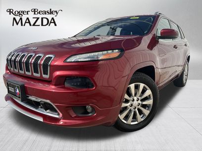 Used 2017 Jeep Cherokee Overland w/ Technology Group