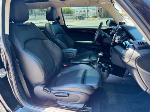 Used 2019 MINI Cooper S FWD image 26