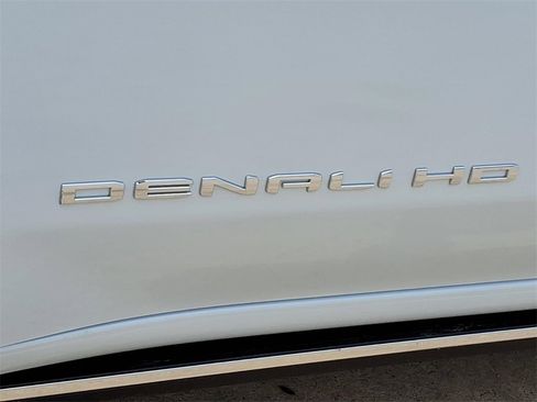 New 2026 GMC Sierra 3500 Denali w/ Denali Reserve Package image 12