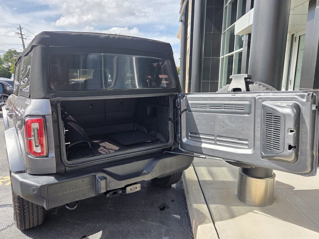 Used 2022 Ford Bronco Outer Banks AWD/4WD image 34