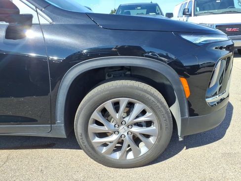 Used 2025 Buick Enclave Preferred w/ Trailering Package, 5000 lbs. AWD/4WD image 26
