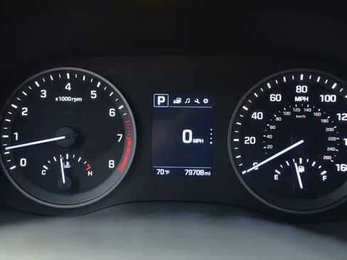 Used 2016 Hyundai Tucson Sport image 31