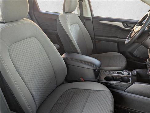 Used 2022 Ford Escape SE FWD image 20