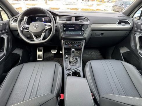 Certified 2023 Volkswagen Tiguan SE R-Line image 13