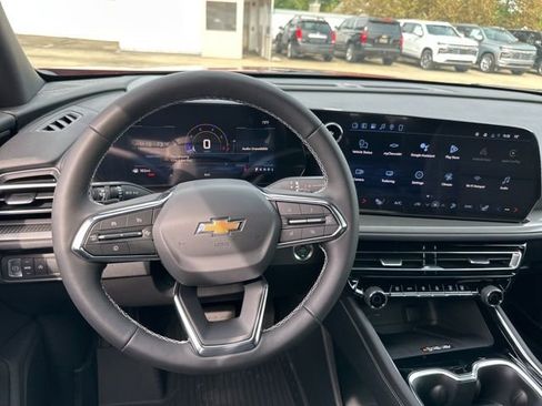 New 2026 Chevrolet Traverse LT w/ LPO, Floor Liner Package image 16