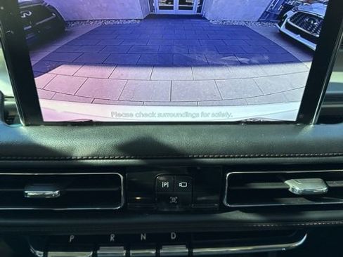 Used 2022 Lincoln Aviator AWD w/ Premium Package image 29