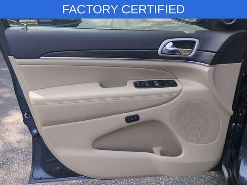 Certified 2020 Jeep Grand Cherokee Limited w/ Premium Lighting Group AWD/4WD image 12