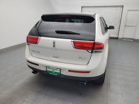 Used 2014 Lincoln MKX FWD image 7
