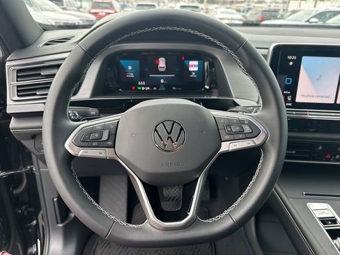 New 2026 Volkswagen Atlas Cross Sport SE AWD/4WD image 18