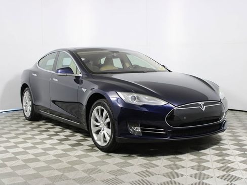 Used 2013 Tesla Model S Performance RWD image 24