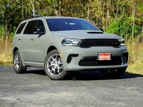New 2026 Dodge Durango GT image 2