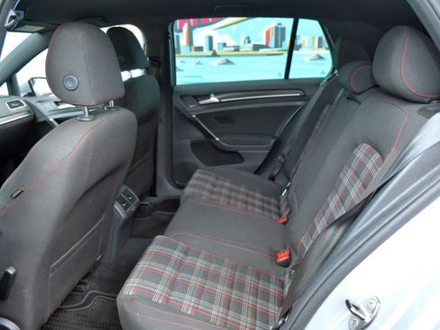 Used 2017 Volkswagen GTI S image 12