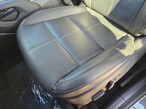 Certified 2025 Kia Telluride EX image 12