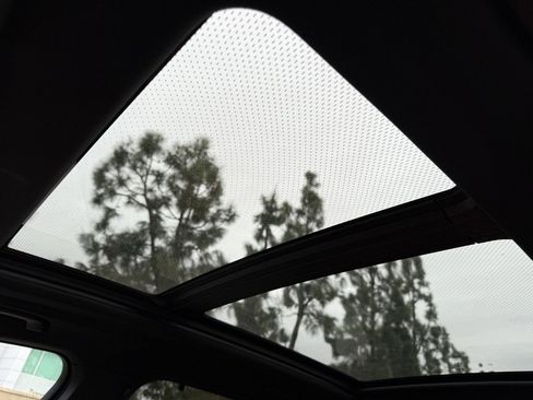 New 2026 BMW X5 M60i image 21