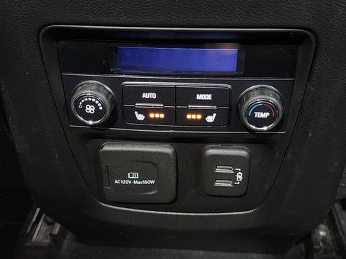 Used 2020 Buick Enclave Avenir w/ Avenir Technology Package AWD/4WD image 10
