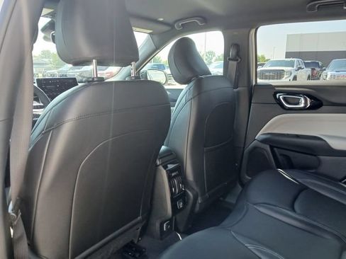 New 2026 Jeep Compass Limited AWD/4WD image 12