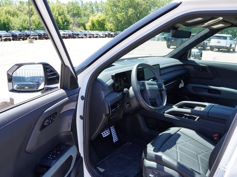 New 2027 Kia Telluride X-Line SX Prestige w/ Executive Package AWD/4WD image 10