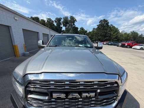 Used 2024 RAM 2500 Limited AWD/4WD image 35