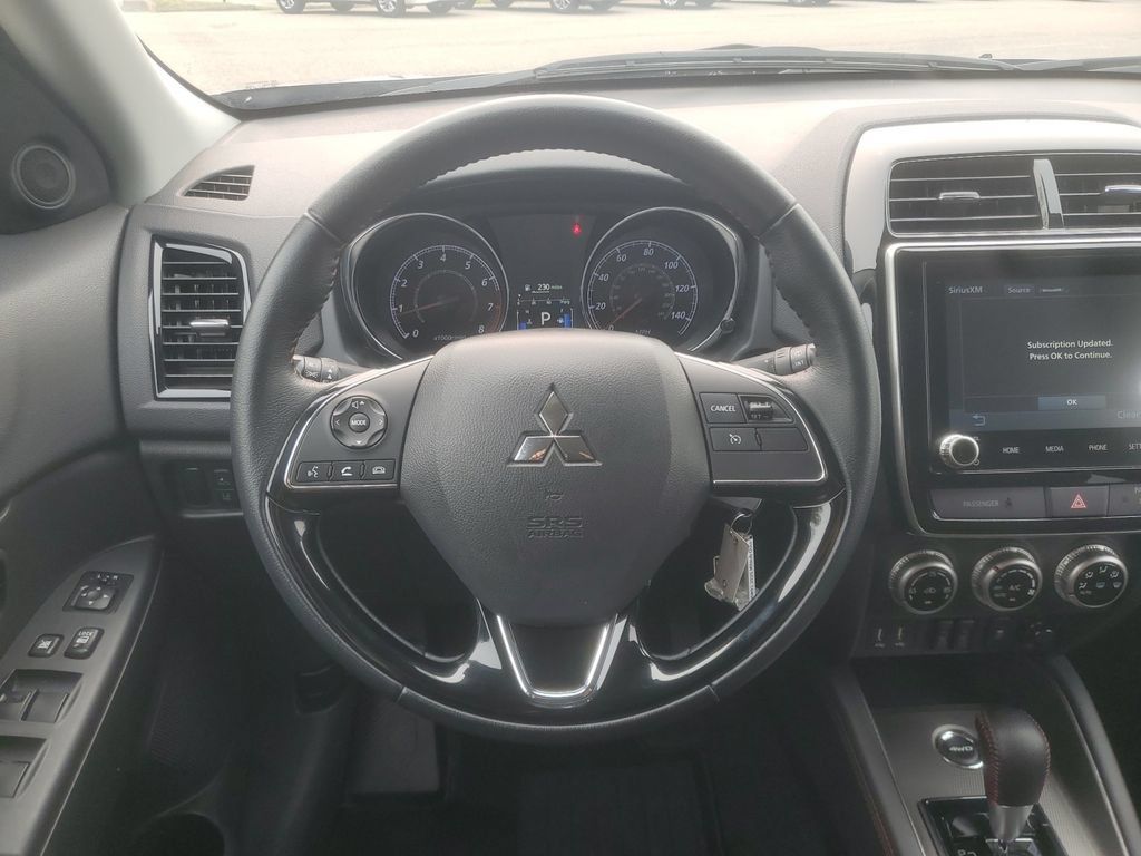 Used 2025 Mitsubishi Outlander Sport LE AWD/4WD image 15