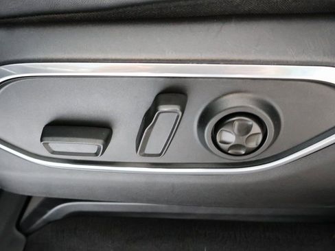 Used 2022 Jeep Wagoneer Series II w/ Premium Group I image 13