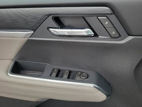 New 2026 GMC Acadia Elevation w/ Elevation Premium Package FWD image 26