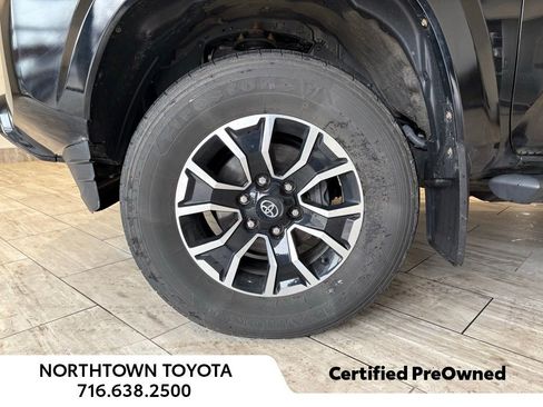 Used 2023 Toyota Tacoma TRD Sport w/ Advanced Technology Package image 6