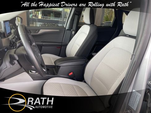 Used 2024 Ford Escape Active FWD image 11
