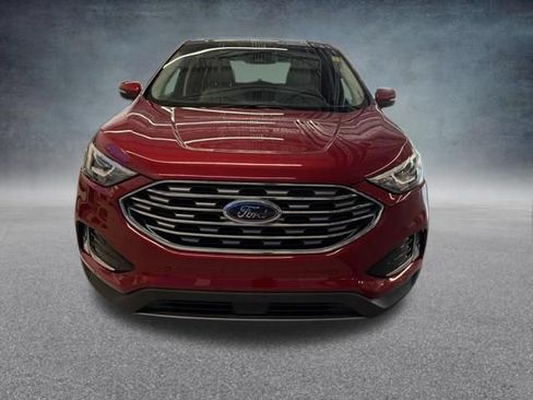 Used 2020 Ford Edge Titanium FWD image 3