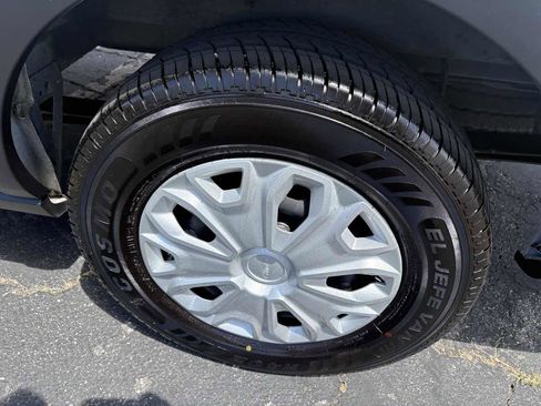 Used 2024 Ford Transit 350 XLT RWD image 12