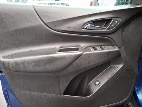 Used 2019 Chevrolet Equinox LT image 14