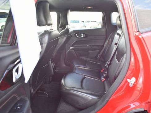 Used 2023 Jeep Compass Limited image 31