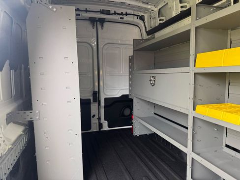 Used 2023 Ford Transit 250 148 High Roof RWD image 9