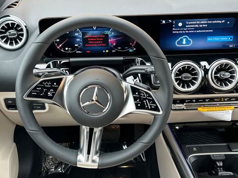 New 2026 Mercedes-Benz GLA 250 GLA 250 image 13