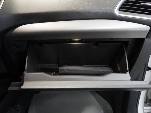 Used 2019 Ford Edge SEL image 35