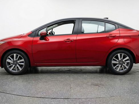 Used 2025 Nissan Versa SV image 5