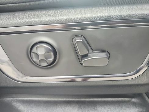 Used 2023 RAM 1500 Limited w/ Night Edition AWD/4WD image 45