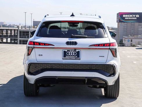 New 2026 Audi Q3 quattro 2.0T image 5