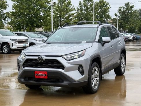 Used 2025 Toyota RAV4 XLE Premium FWD image 8