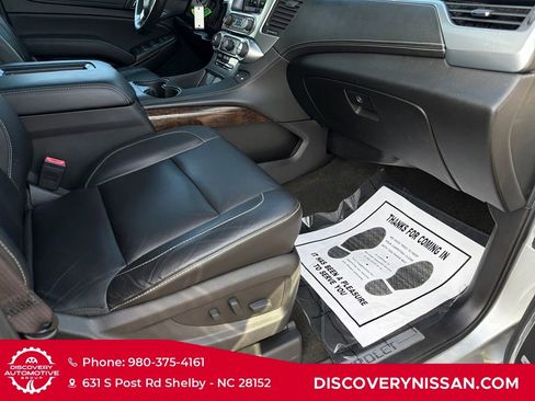 Used 2017 Chevrolet Suburban LT AWD/4WD image 40
