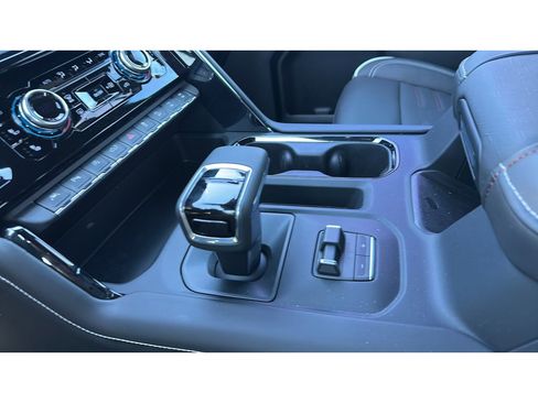 Used 2026 GMC Sierra 1500 AT4X w/ AT4X AEV Edition AWD/4WD image 18