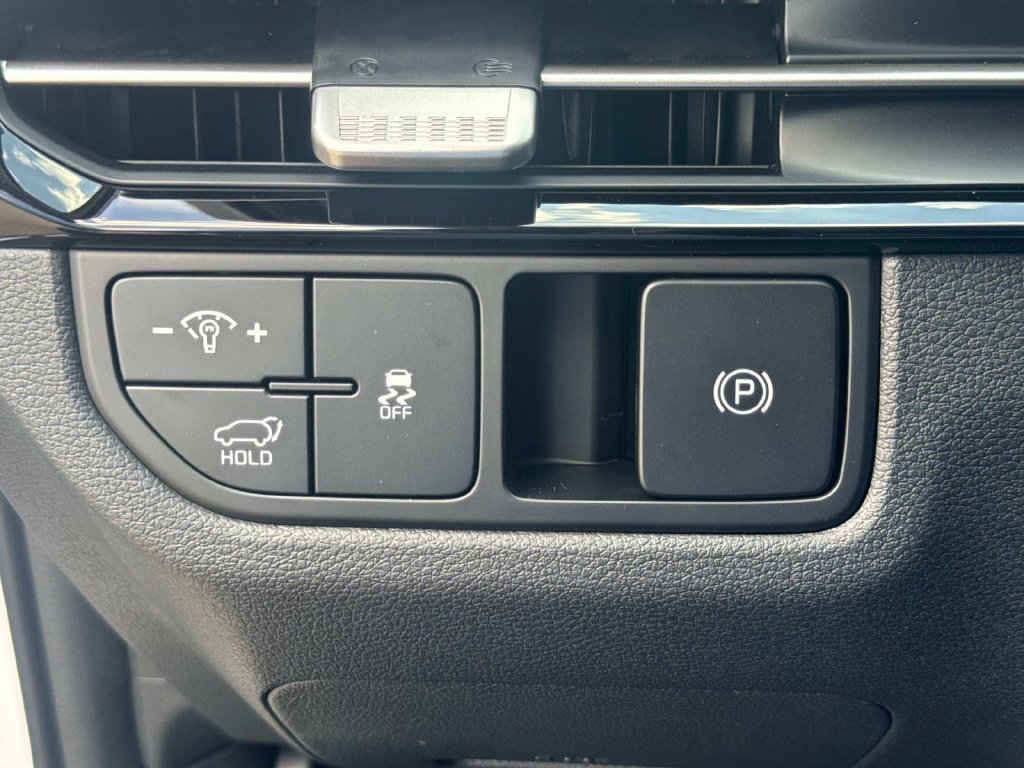 New 2026 Kia Sportage SX FWD image 22