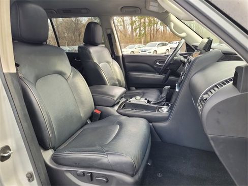 Used 2022 INFINITI QX80 Luxe image 13