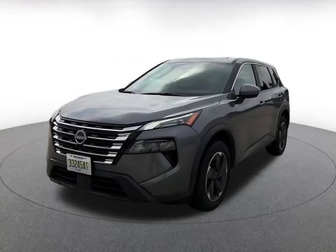 Used 2025 Nissan Rogue SV image 7