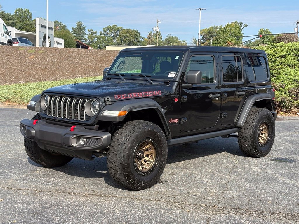 Used 2024 Jeep Wrangler Unlimited Rubicon w/ Convenience Group AWD/4WD image 8