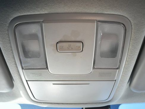 Used 2023 Kia Soul LX image 26