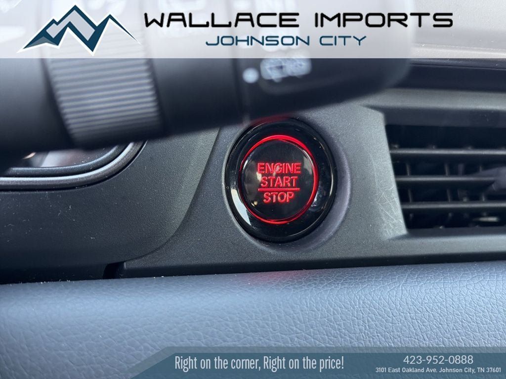 Used 2025 Honda Pilot TrailSport image 22
