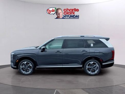 New 2026 Hyundai Palisade Limited FWD image 2